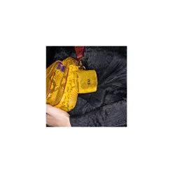 Store Claris Virot Jamie Airpods Cases Yellow Lizard