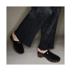 Hot Claris Virot Sabots Arlette Black Leather